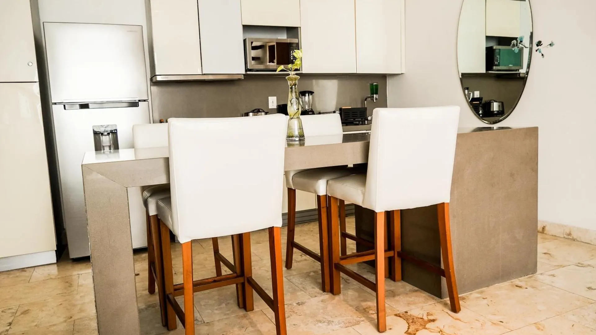 Penthouse Zona Centro Quinta Av 2Bd,2 Bt Apartment Playa del Carmen